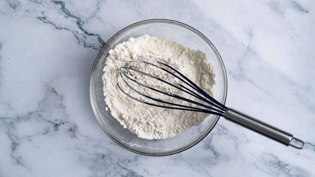 Flour, baking soda and salt mixture