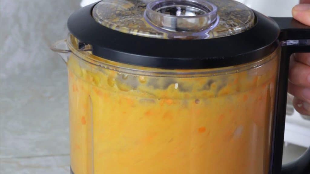 Processing Japanese salad dressing in food processor